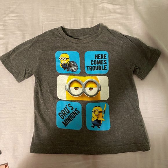 Licensed Minions Shirt - Picture 2 of 2